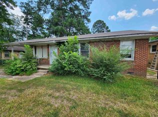 2015 E Monroe St, El Dorado, AR 71730