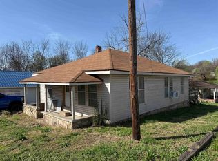 60 S Lunen St, Melbourne, AR 72556