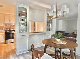 2062 Woodlawn Dr SW UNIT 2062, Huntsville, AL 35802