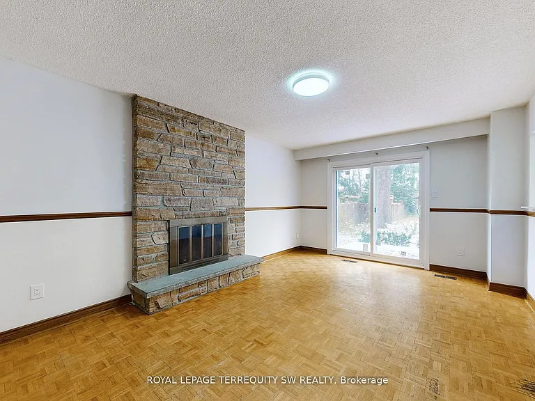 327A Beechgrove Dr — Photo 5