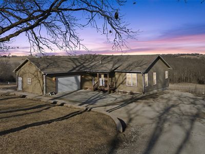 2051 145th Ln, Earlham, IA, 50072