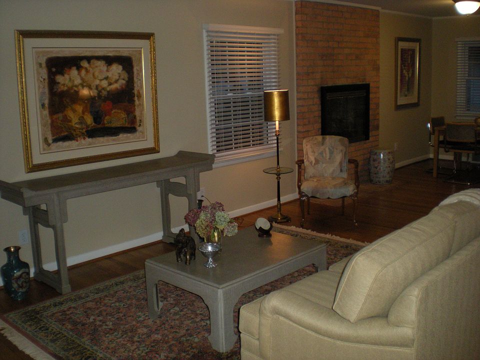 2nd image of 1775 Haynes Ave