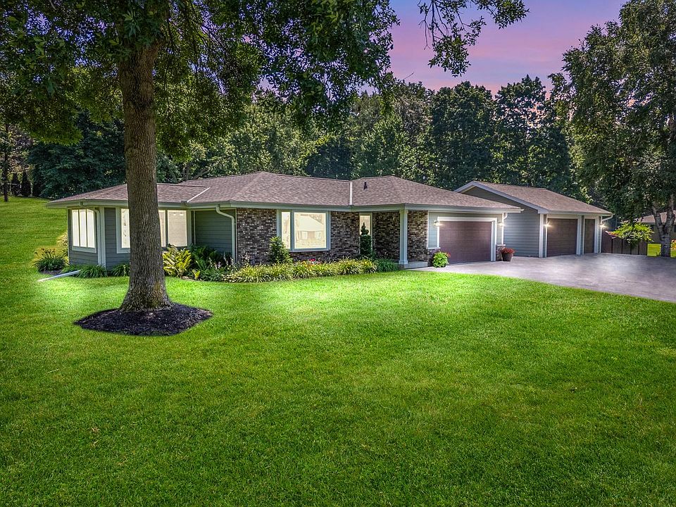 1st image of 21605 West Hidden Valley DRIVE