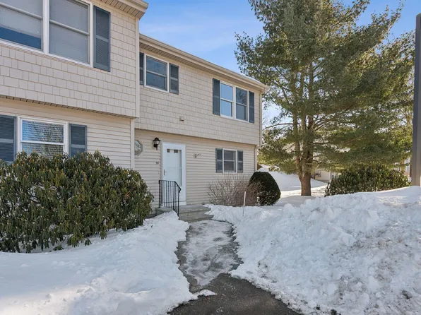 59 Wellstone Drive #59, Portland, ME 04103