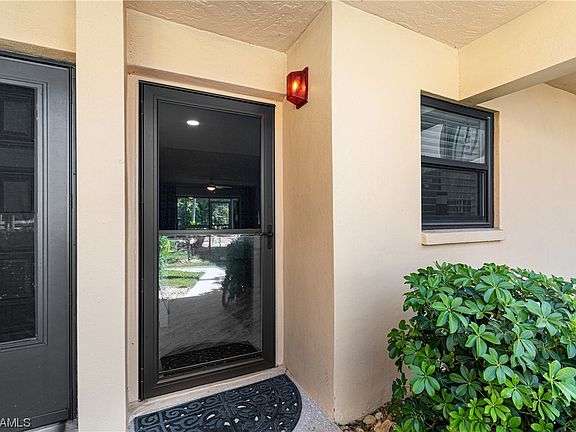 3rd image of 6120 Whiskey Creek Dr APT 403
