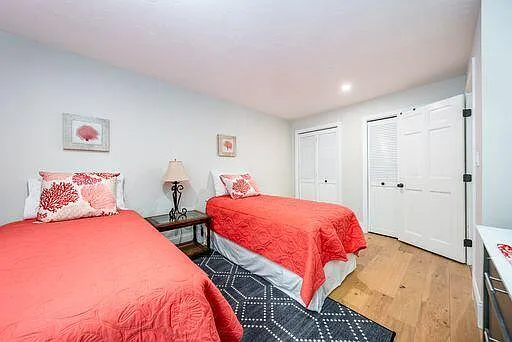 12 Pinehurst Dr — Photo 24