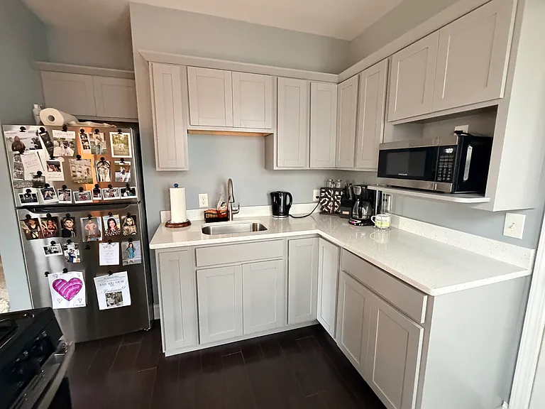 1314 Mathews Ave #2 — Photo 6
