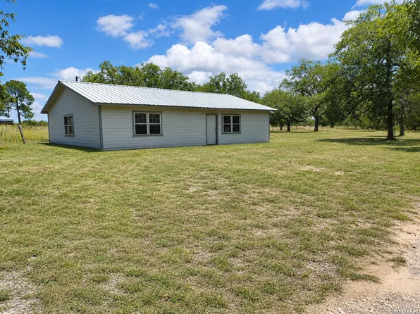 82 LANCE LN LOT 24, Poteet, TX 78065