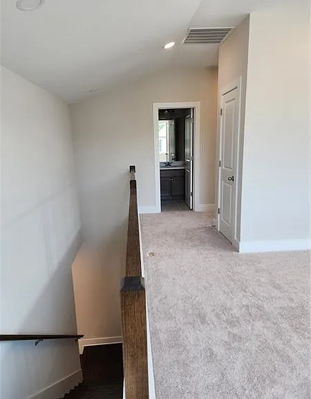 1242 Winterhaven Dr — Photo 29