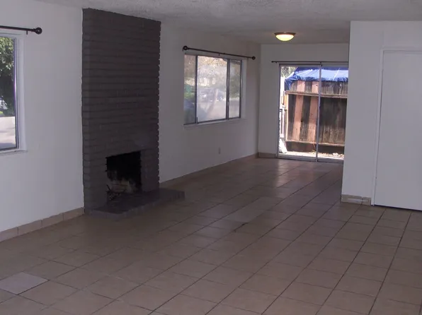 702 E Yorkshire Dr #1-4, Stockton, CA 95207