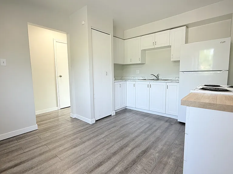 766 Indian Rd N #3 — Photo 6