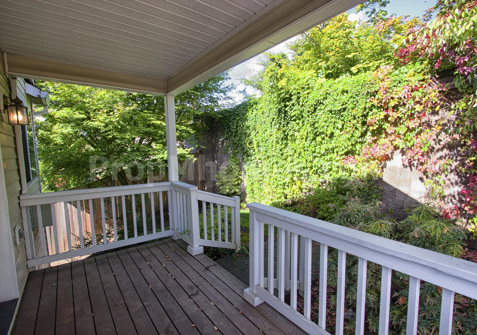 Inviting 1-Bedroom Home in Clackamas with Private Garage! — Photo 2