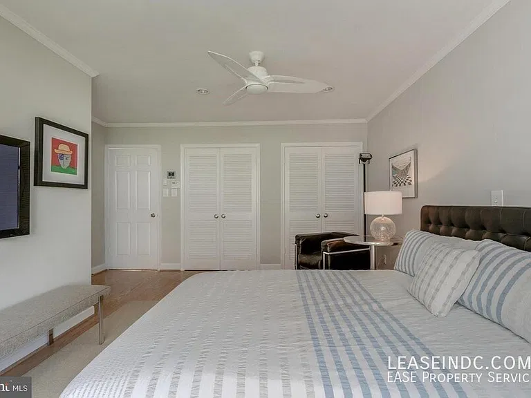 2503 I St NW — Photo 19