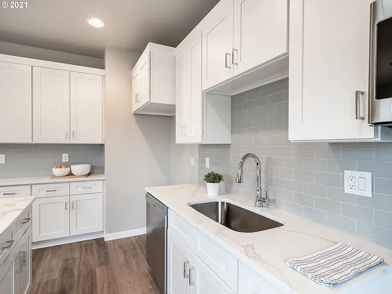 3857 SE 92nd Ave #2 — Photo 15