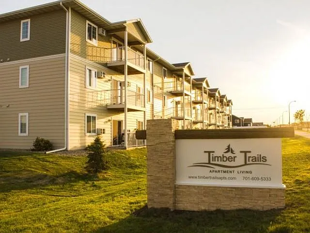 2415-213 24th Ave W