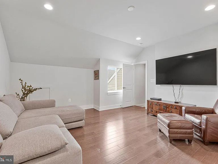 14803 Retreat Blvd — Photo 36