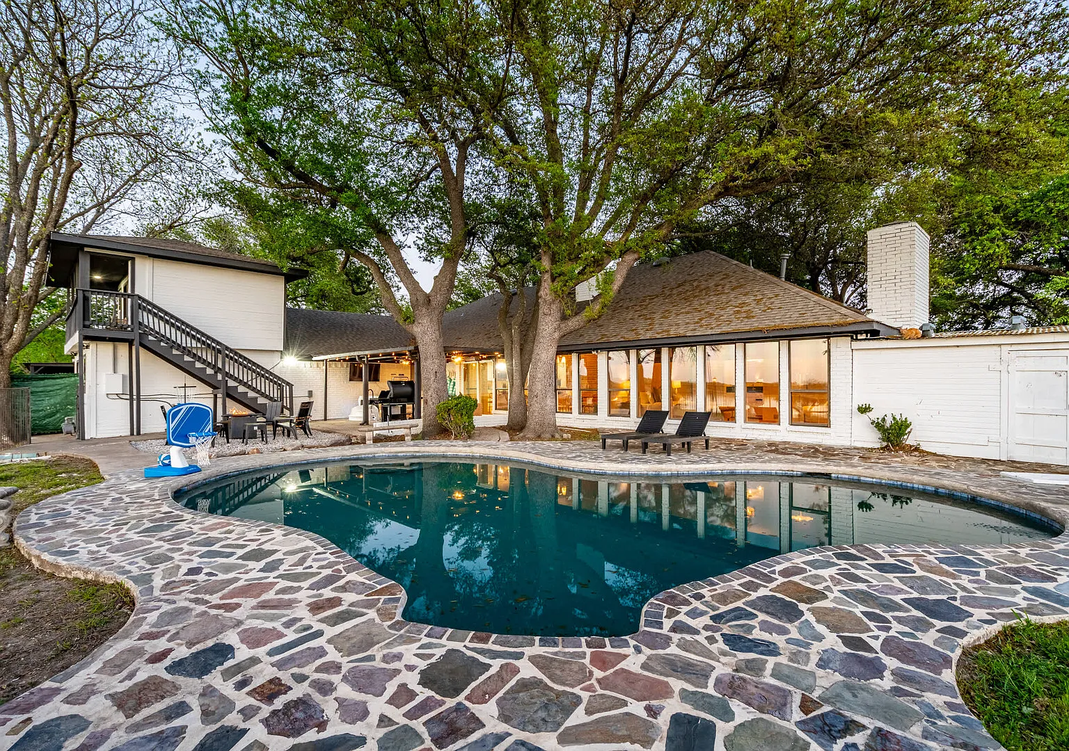 Lakefront 7BR Retreat | Pool, Hot Tub & Views — Photo 2