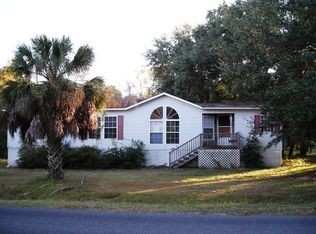 26 Coosaw River Dr, Beaufort, SC 29907