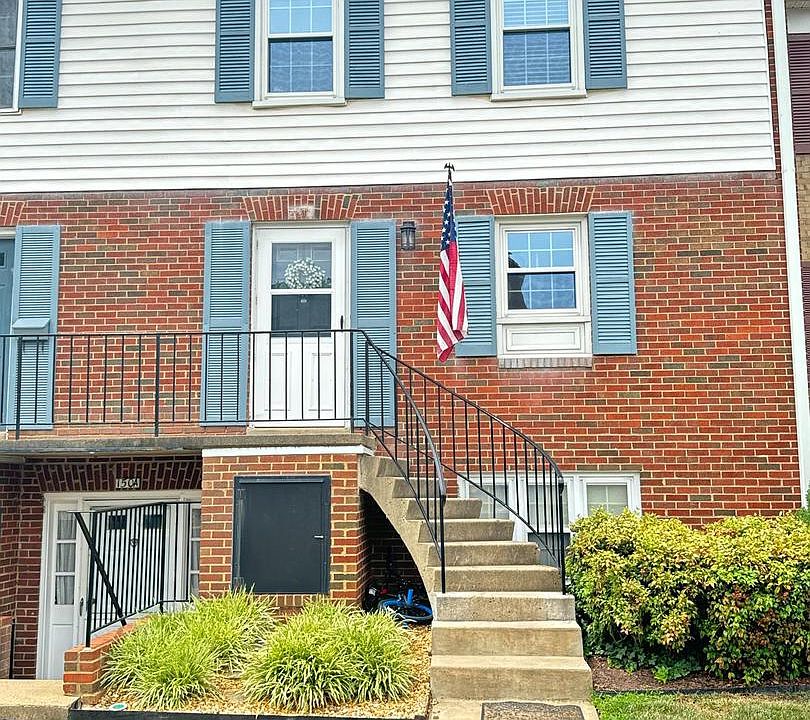 1st image of 150 Fairfield Dr #150C