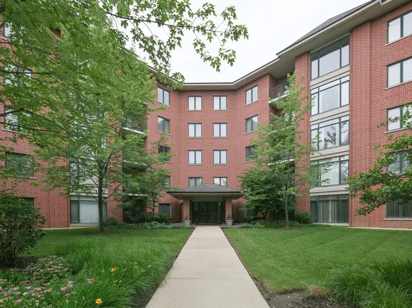 865 E 22nd St APT 222B, Lombard, IL 60148