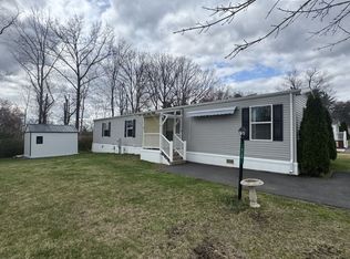 70 W Zimmer Dr #70, Walnutport, PA 18088
