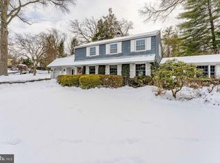 2212 Lantern Ln, Lafayette Hill, PA 19444