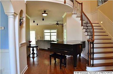 5th image of 7191 Lauren Ln