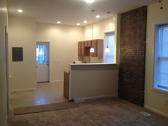 5th image of 82 Lancaster St #1