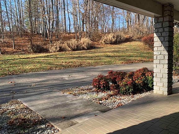 4th image of 6387 Hazelwood Dr