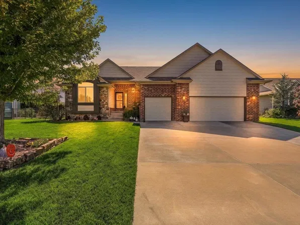 813 W Ledgestone St, Andover, KS 67002