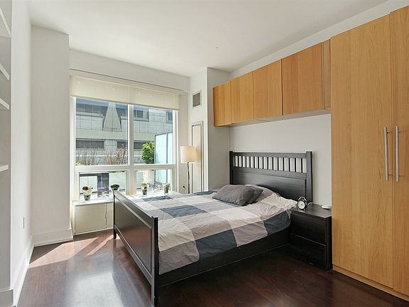 5th image of 350 W 42nd St APT 4I