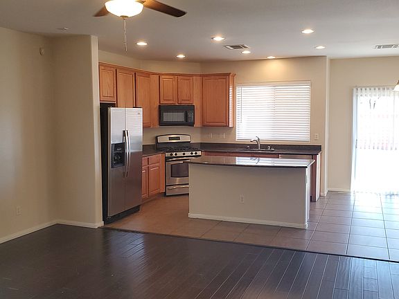 3rd image of 10140 Velvet Moon Ct