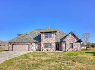 2420 E Natalie Ct, Joplin, MO 64801