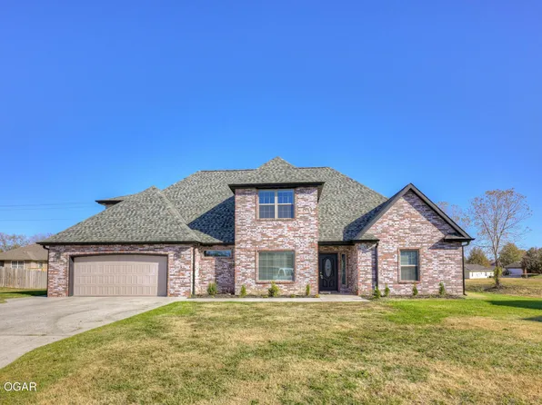 2420 E Natalie Ct, Joplin, MO 64801