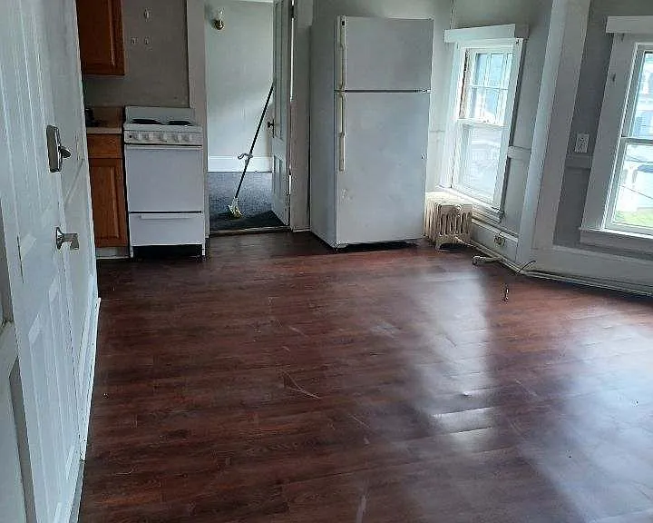 26 Sewall St #5 — Photo 8