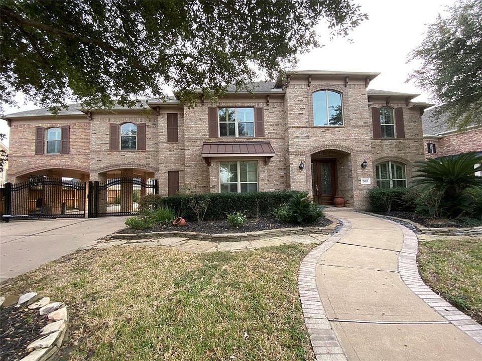1st image of 15807 Cadenhorn Ln