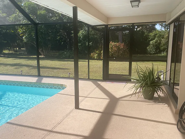 1319 Vermeer Dr — Photo 30