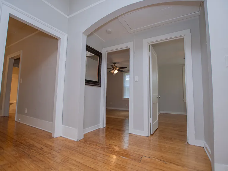 1818 Taylor Ave — Photo 41