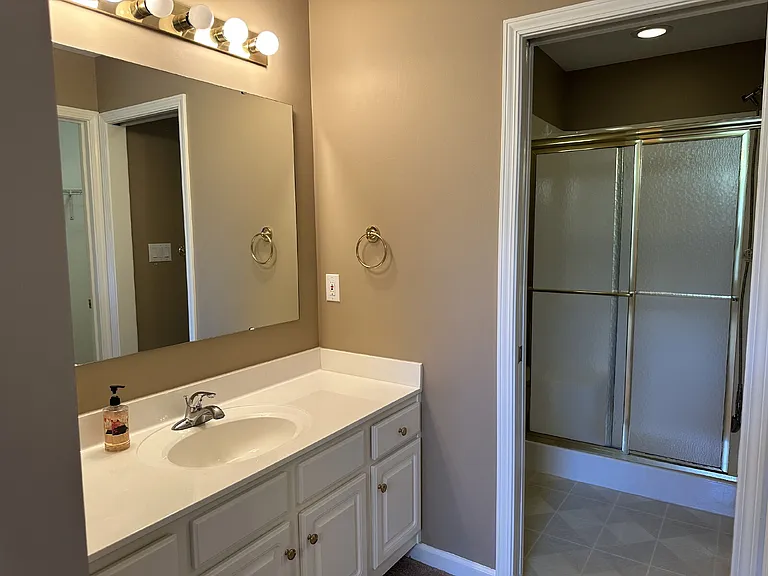 7686 Briarstone Ln — Photo 16