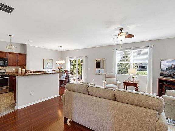 4th image of 7605 E 111th Ln