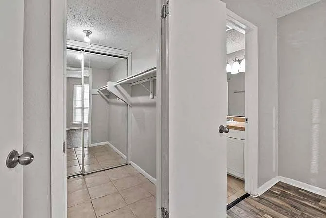 Sage Creek Apartments — Photo 36