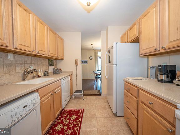 4th image of 1901 John F Kennedy Blvd #45-2720