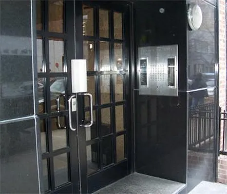 Rented by Charles Coutinho LLC | media 28