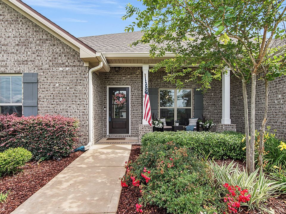 1st image of 810 Brushed Dune Cir