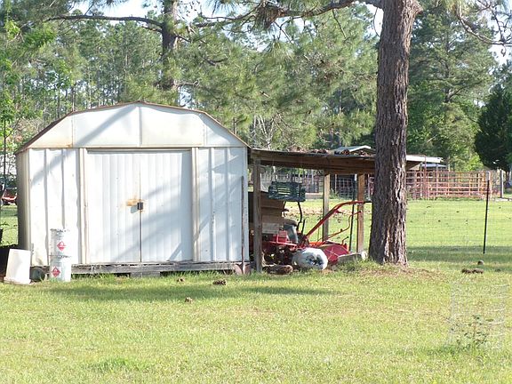 3rd image of 36 Maggie Page Ln