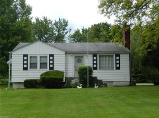 7404 Hillside Rd, Independence, OH 44131