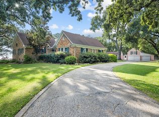 5401 Bayway Dr, Baytown, TX 77520