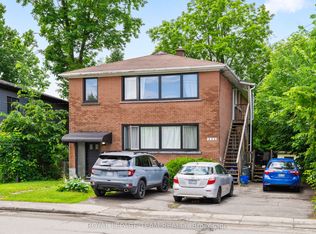 228 Woodroffe Ave #1, Ottawa, ON K2A 3V4