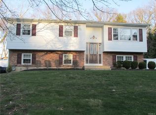 11 Maiden Ln, New City, NY 10956