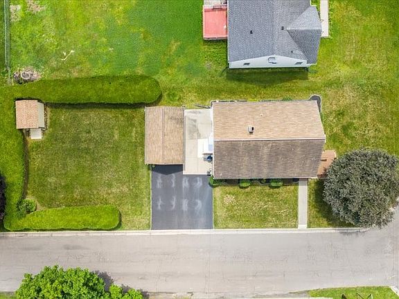 4th image of 814 Morlando Dr